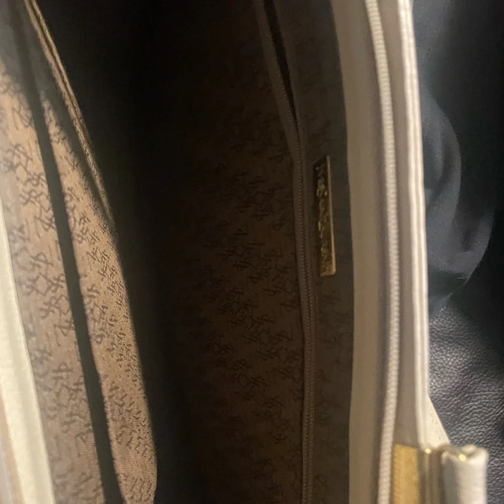 YSL Vintage - Picture 5 of 5